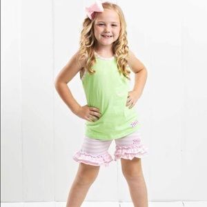 Ruffle Girl Green & Light Pink/White Short Set